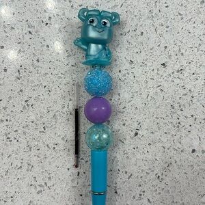 Sully Doorables Pen with ink refill​